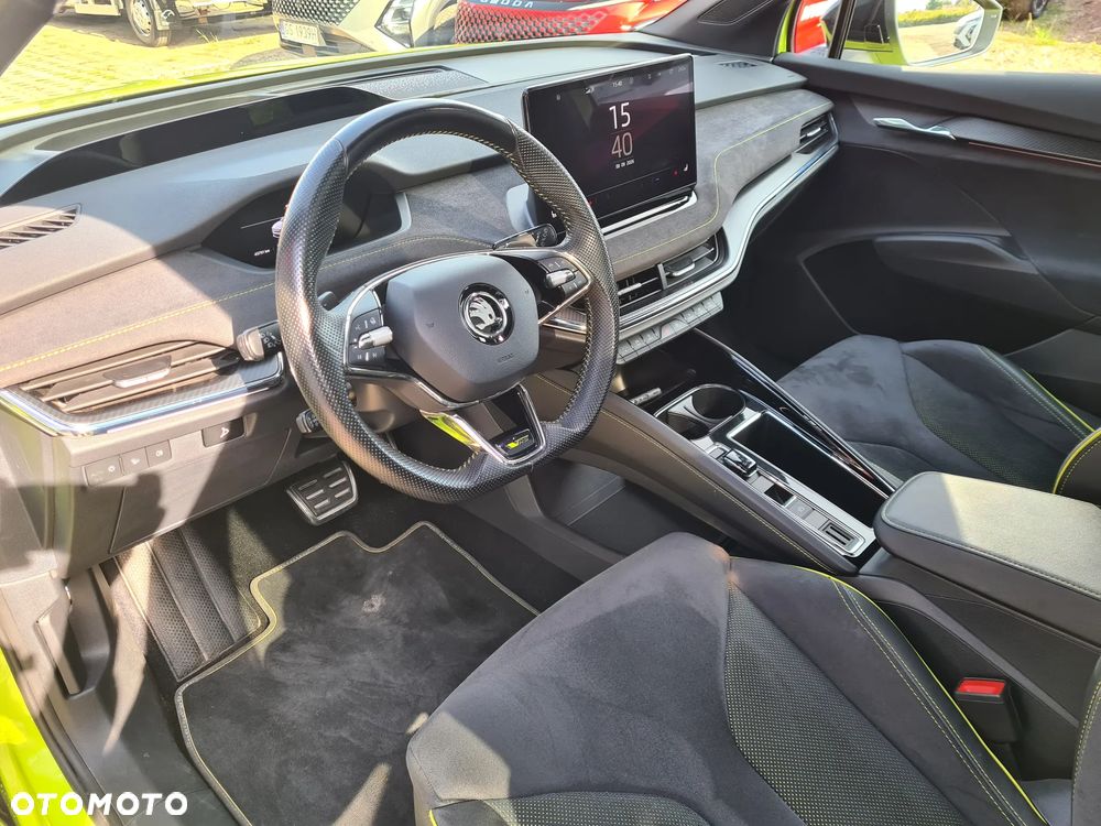 Skoda Enyaq RS 82kWh Maxx - 9