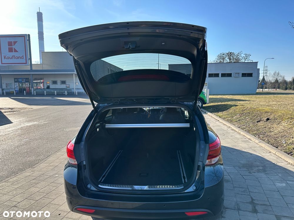Hyundai i40 1.7 CRDi Premium DCT - 32