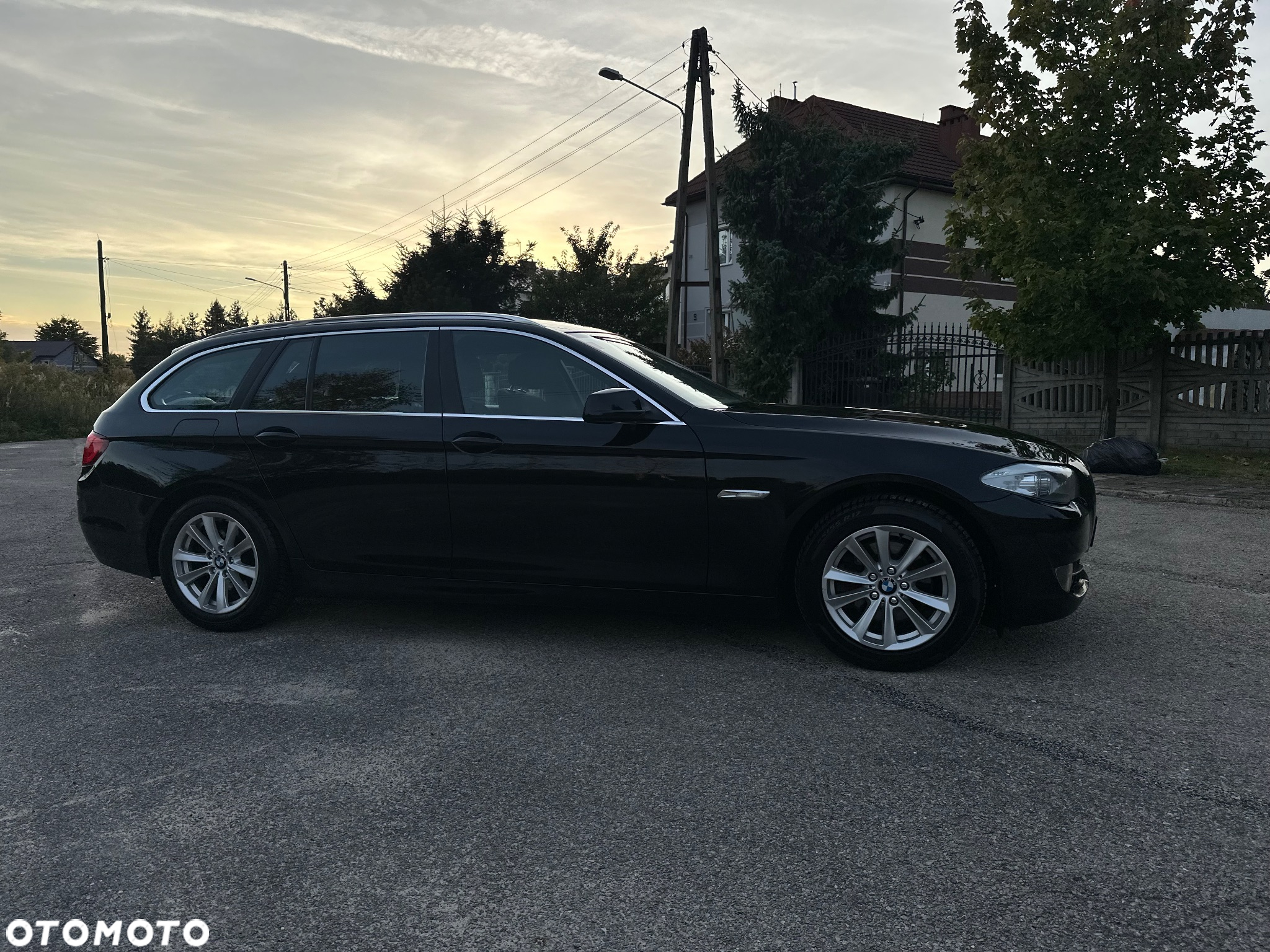 BMW Seria 5 520d - 12