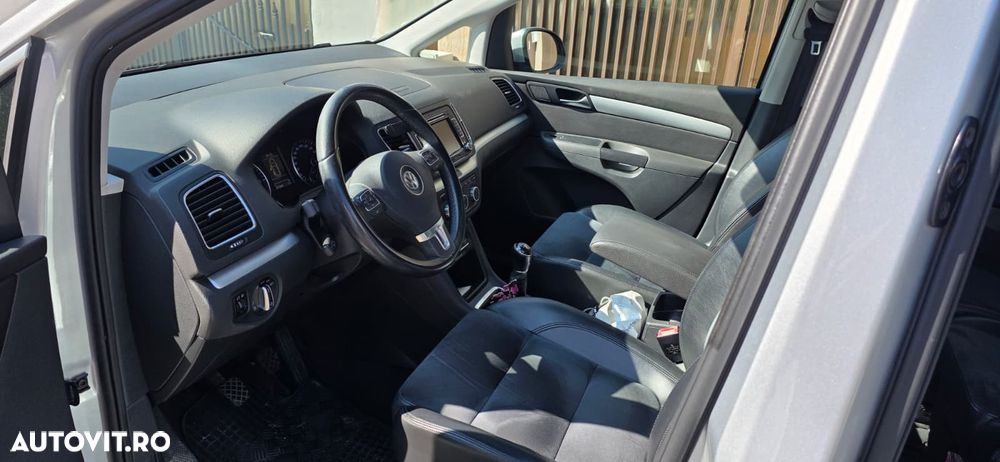 Volkswagen Sharan 2.0 TDI 4MOTION BlueMotion Technology Highline - 8