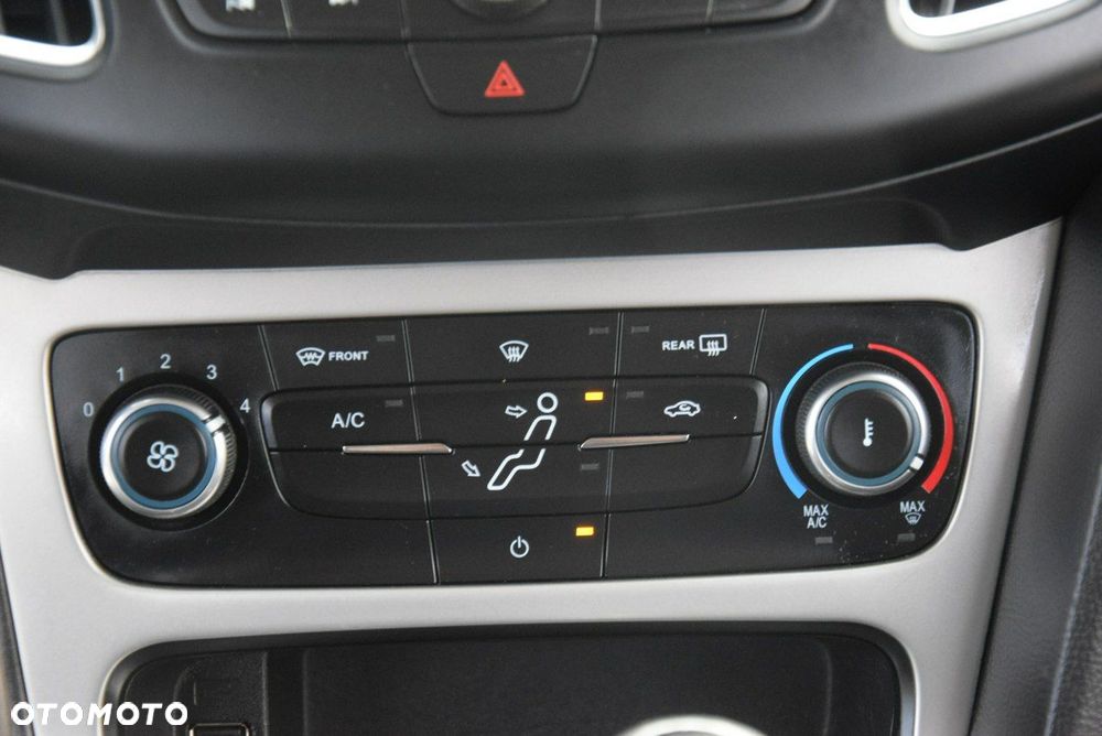 Ford Focus 1.5 EcoBlue STart-Stopp-System TITANIUM - 23