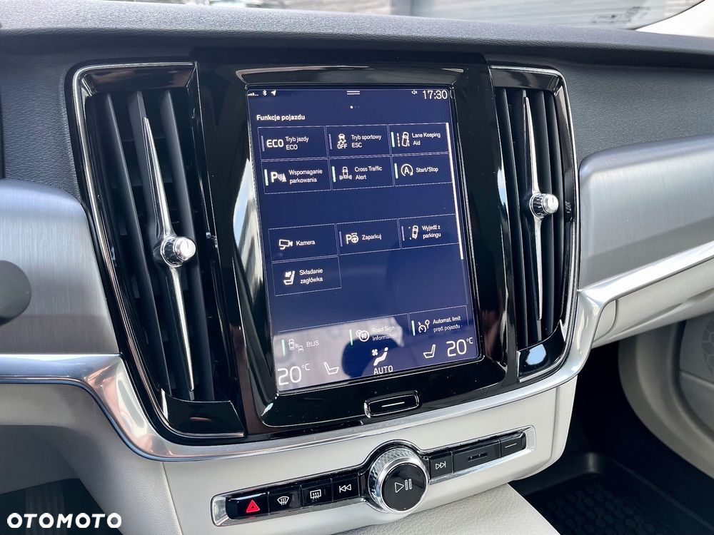 Volvo S90 D4 Momentum - 40
