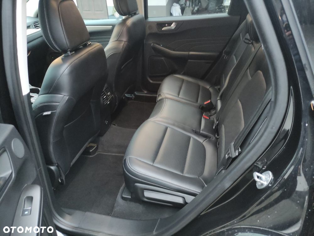 Ford Kuga - 17