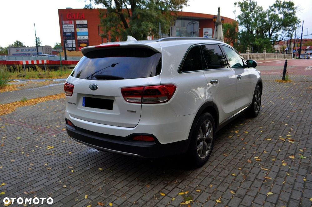 Kia Sorento - 4