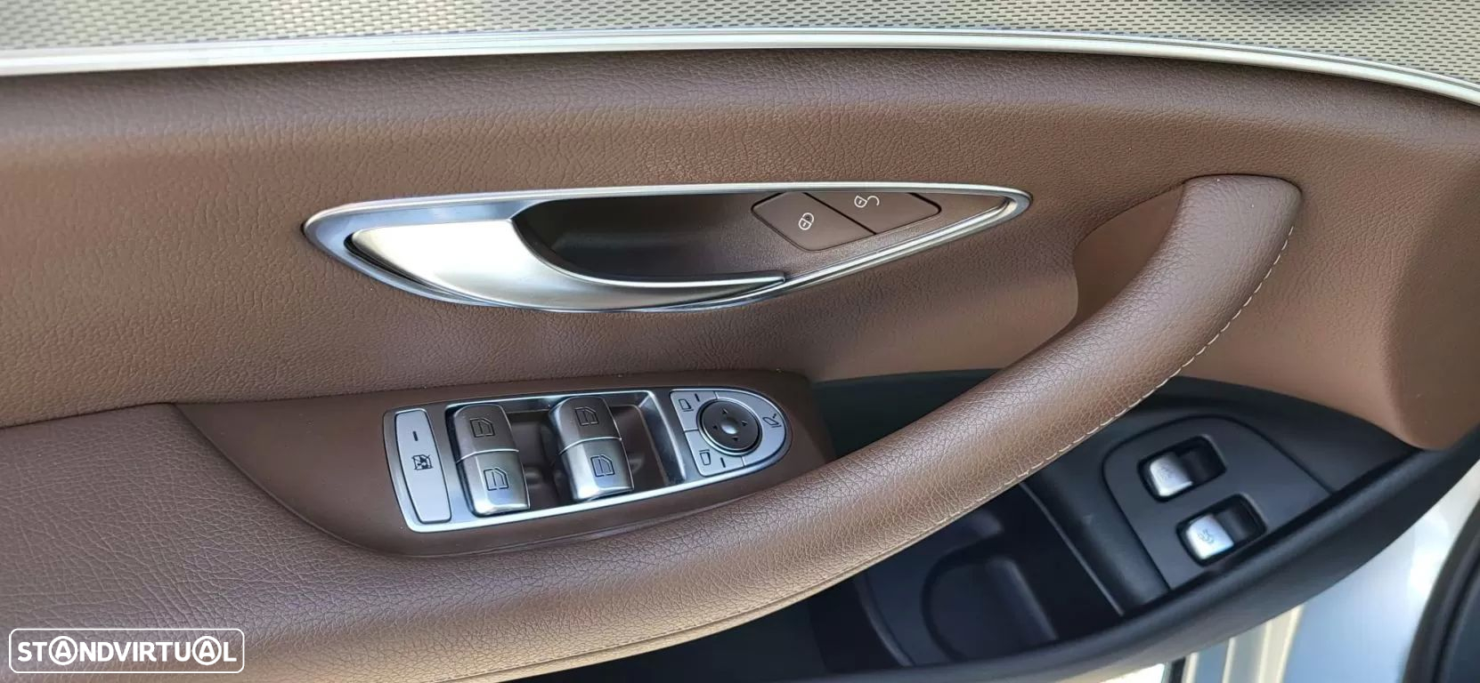 Mercedes-Benz E 300 de Exclusive Line - 28
