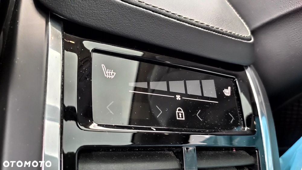 Volvo XC 90 B6 B AWD Inscription 7os - 32