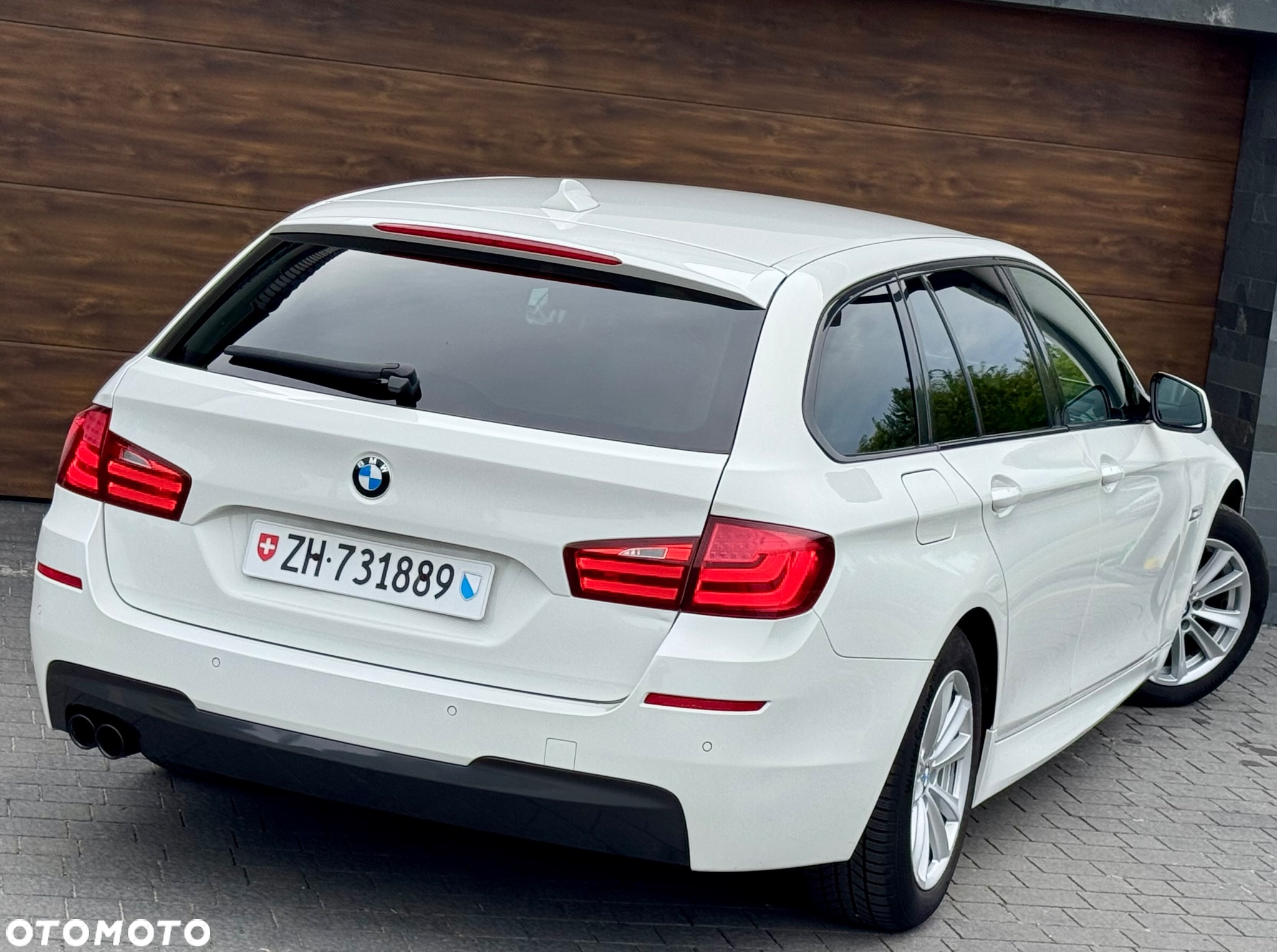 BMW Seria 5 520d Touring Sport-Aut - 9