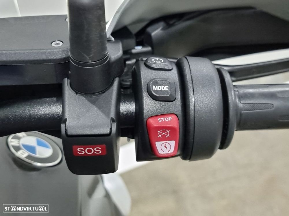 BMW R 1300 GS 1300GSTripleBlack - 11