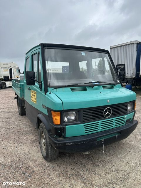 Mercedes-Benz 308 D - 1