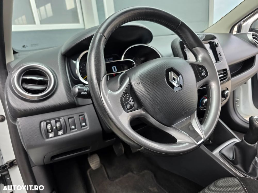 Renault Clio TCe 90 Dynamique - 17