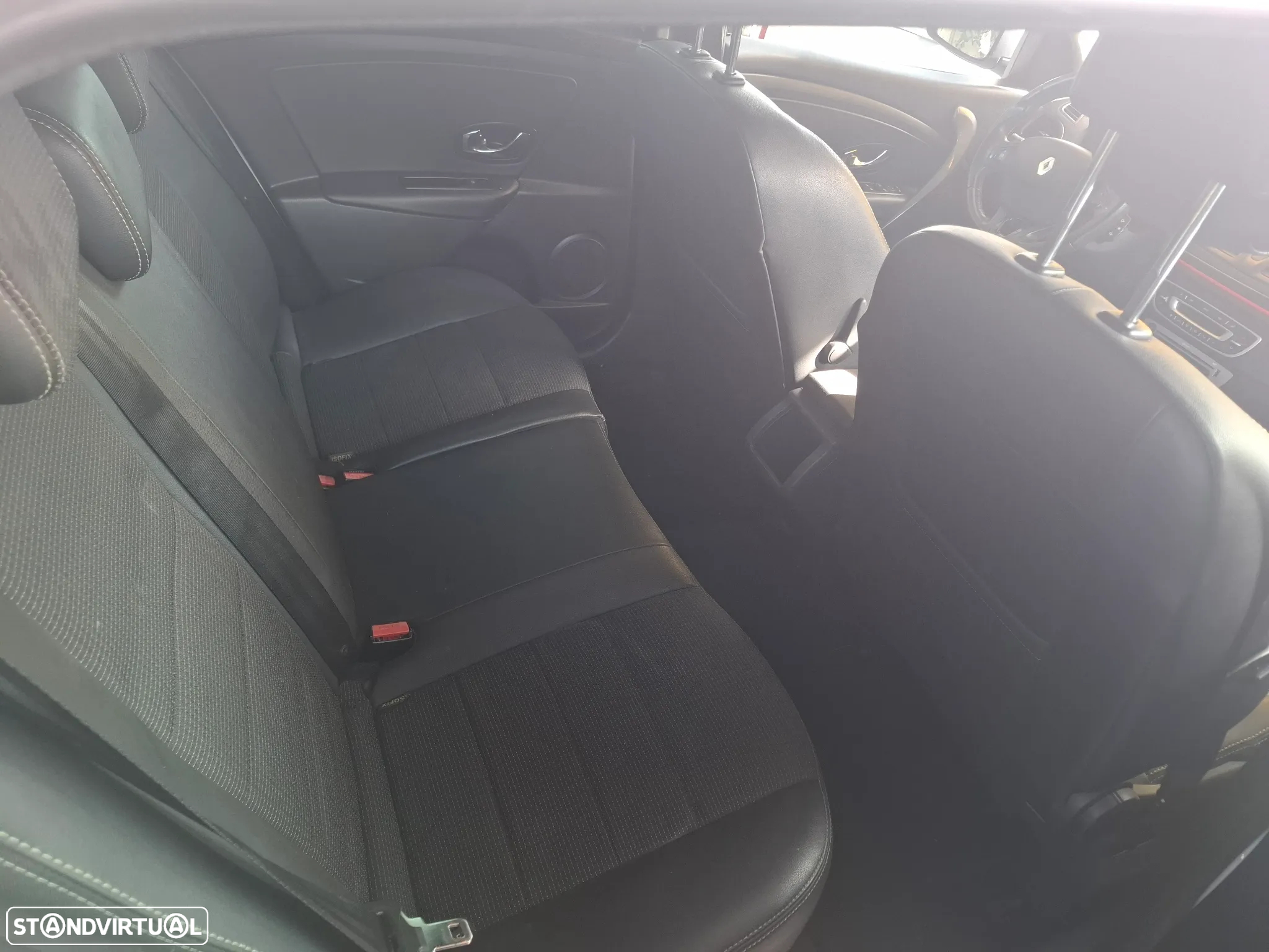 Renault Mégane Sport Tourer 1.5 dCi GT Line SS - 8