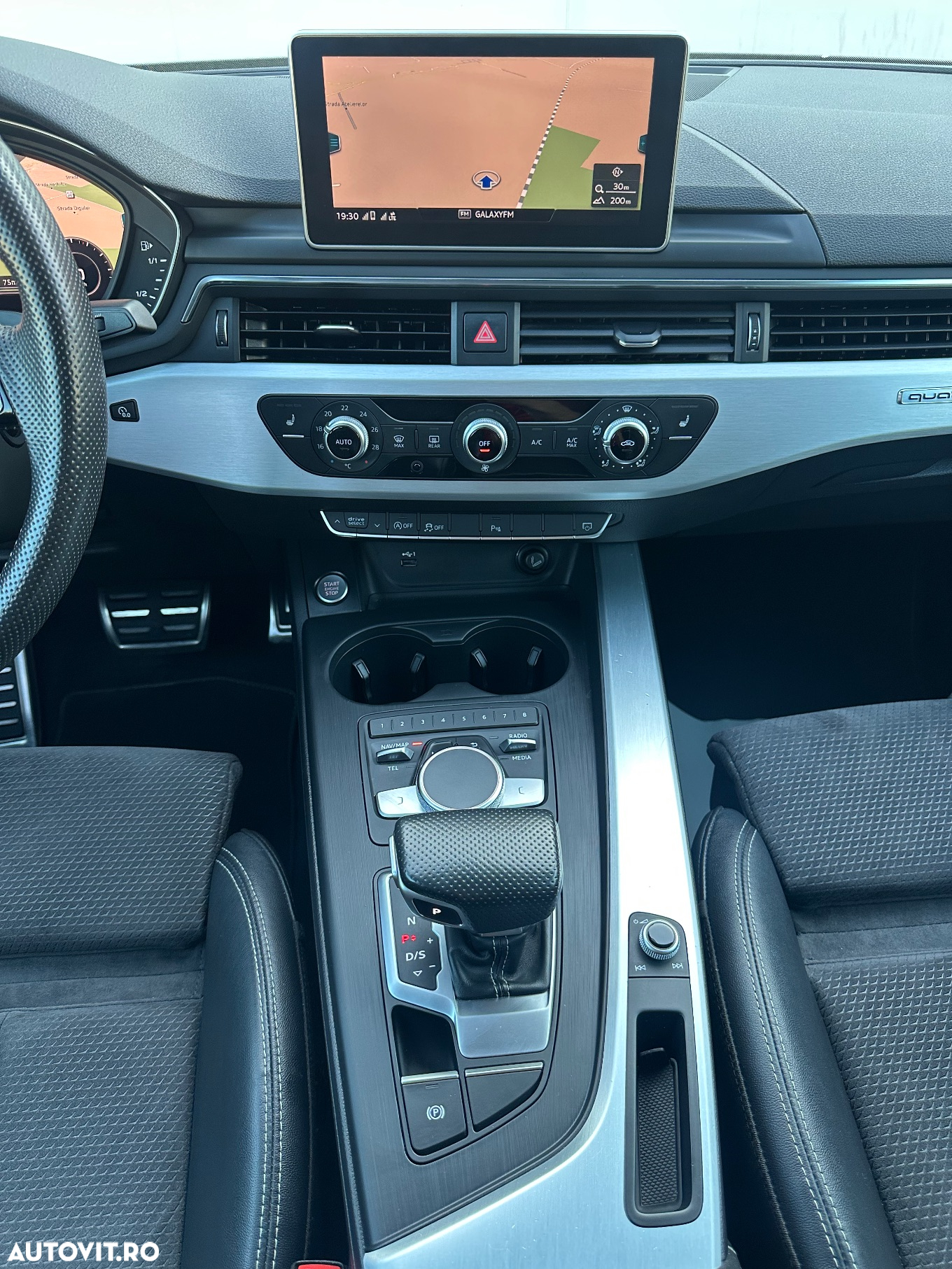 Audi A4 2.0 TDI S tronic quattro sport - 17