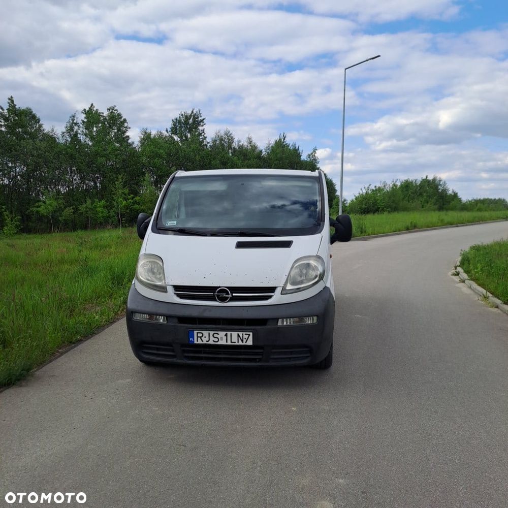 Opel Vivaro - 2