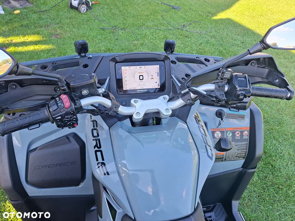 CFMoto CForce - 9