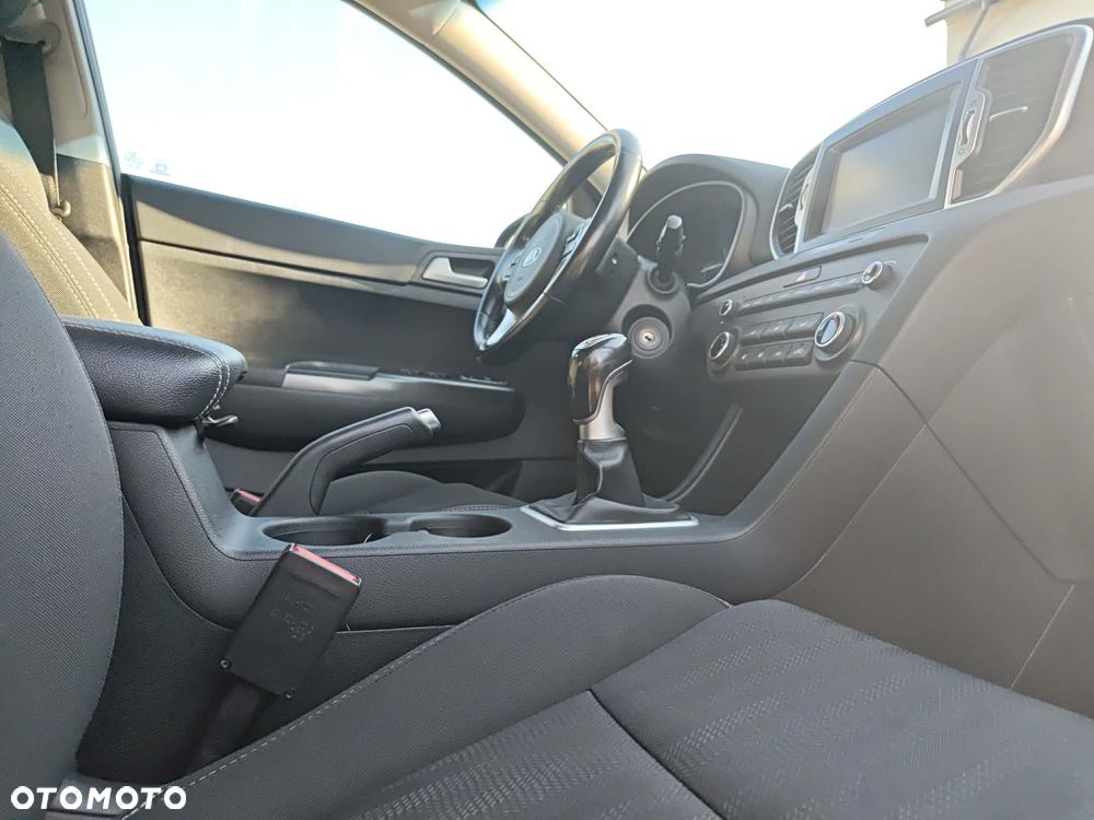 Kia Sportage 1.6 GDI 2WD VISION - 22