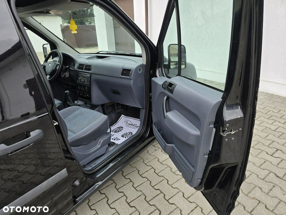 Ford Transit Connect - 16