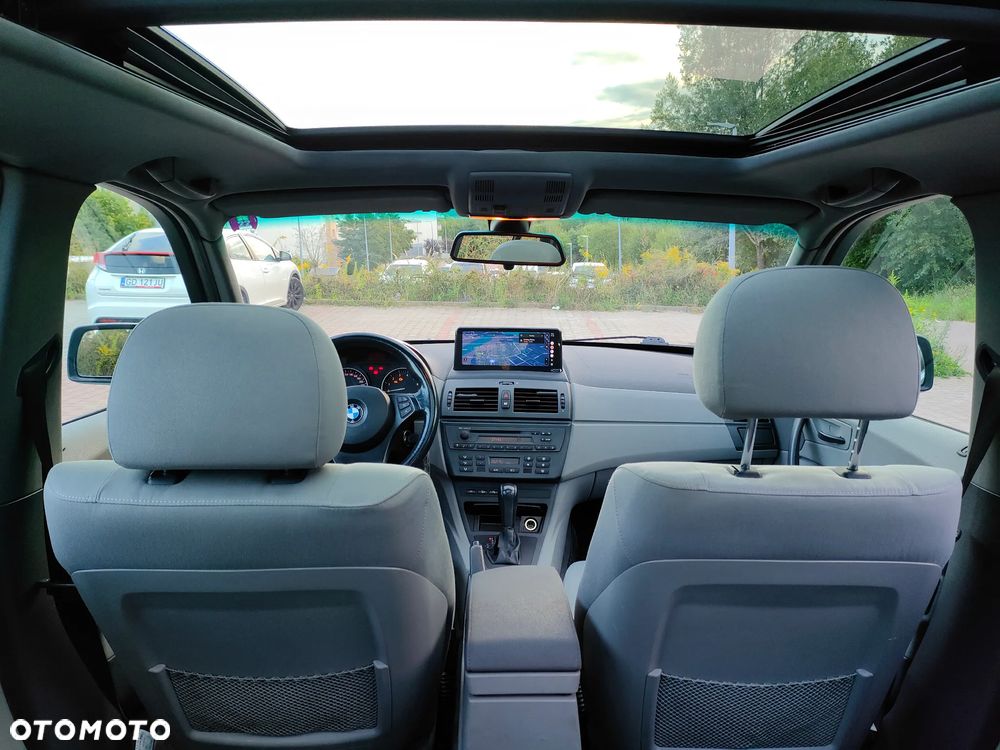 BMW X3 2.5i - 9