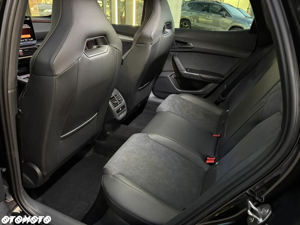 Cupra Formentor 1.5 eTSI mHEV DSG - 12