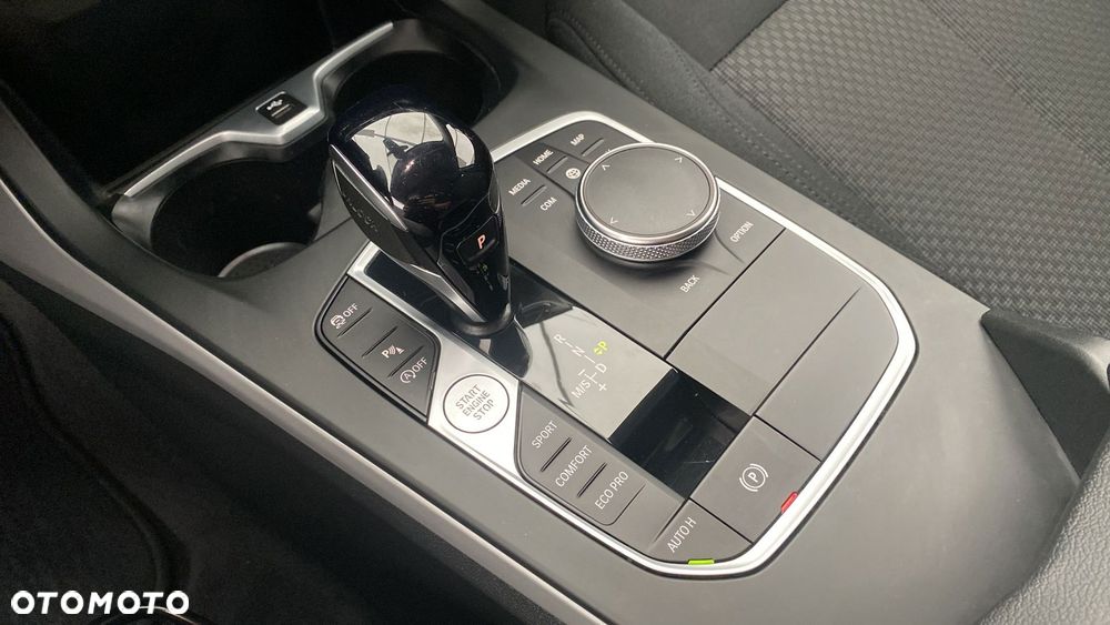 BMW Seria 1 118i Advantage - 18