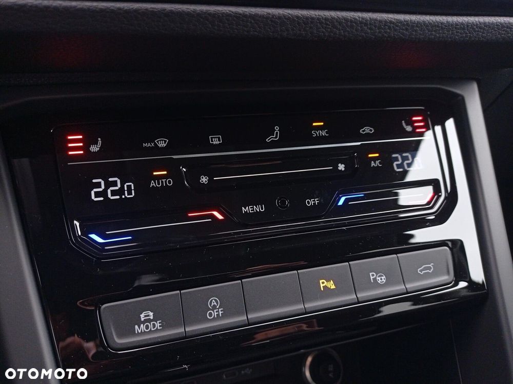 Volkswagen Touran 1.5 TSI EVO Highline DSG - 38