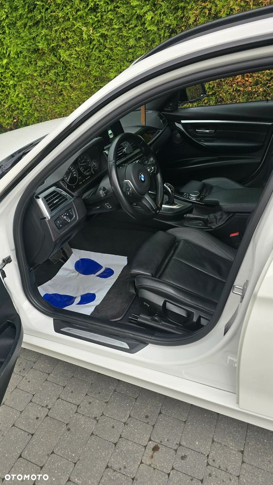 BMW Seria 3 320d Efficient Dynamics Edition - 6