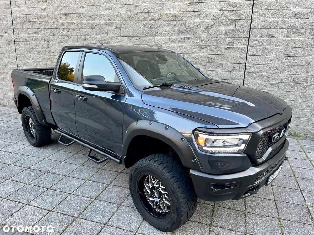 RAM 1500 Crew Cab Shortbed Bighorn - 18