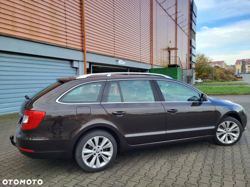 Skoda Superb 2.0 TDI Comfort DSG - 18