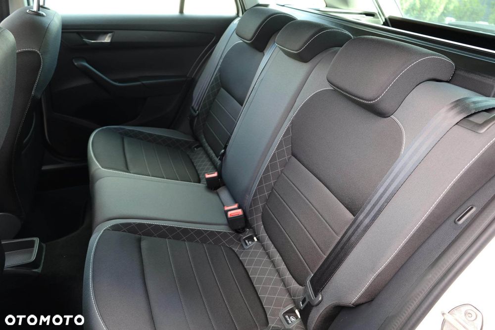 Skoda Fabia 1.0 TSI Ambition - 34