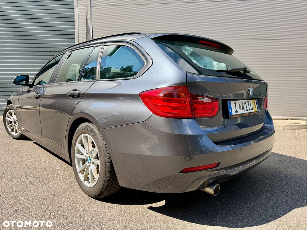 BMW Seria 3 316d Sport Line - 10