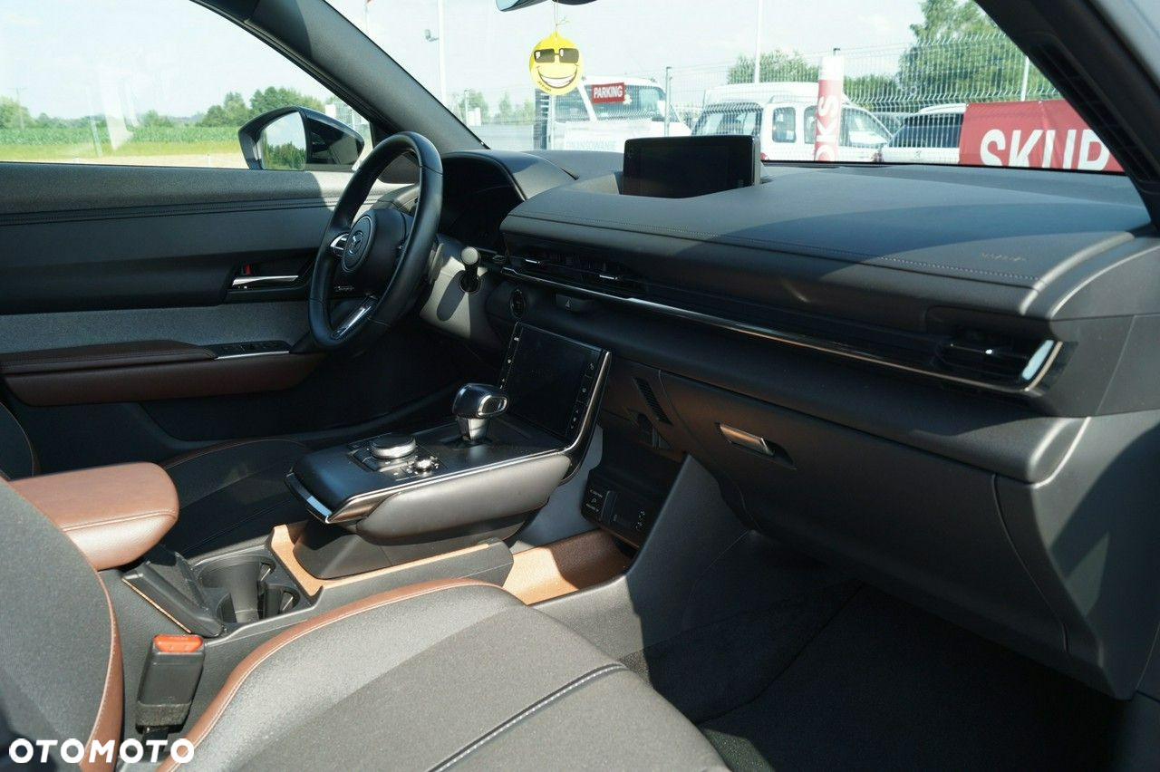 Mazda MX-30 - 17
