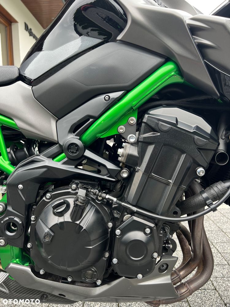 Kawasaki Z 900 - 23