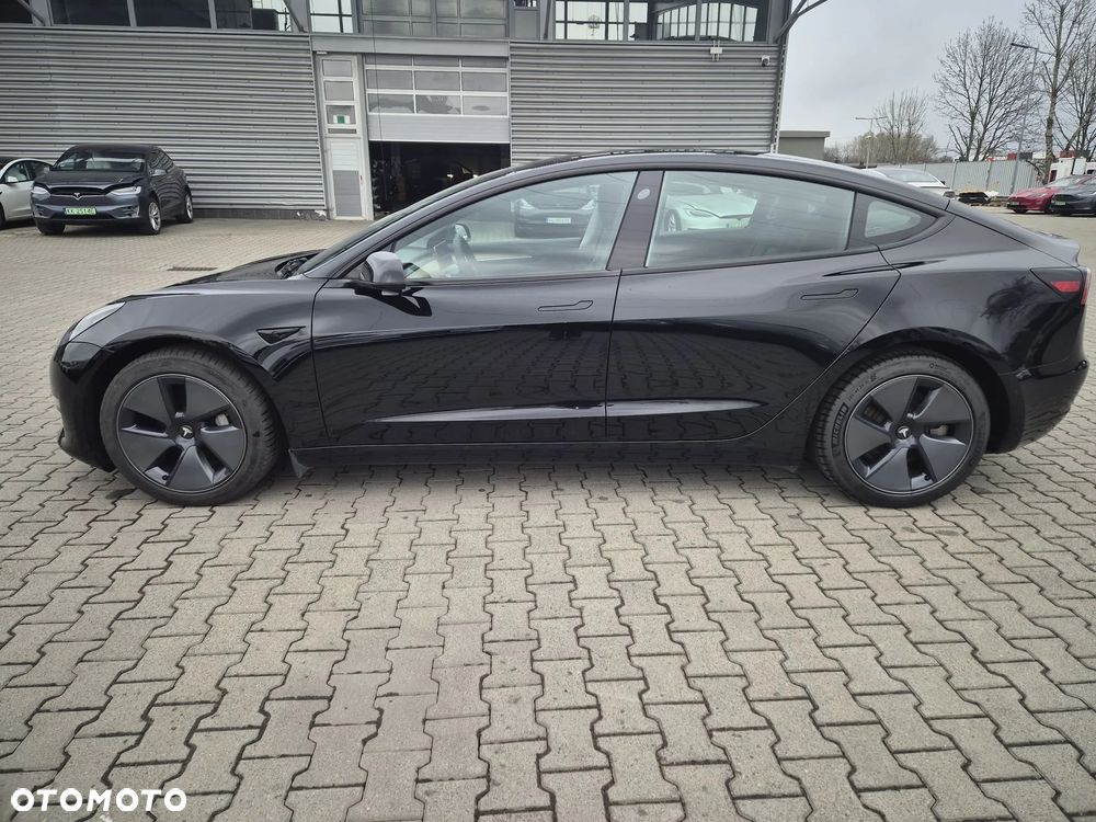 Tesla Model 3 Long Range AWD - 3