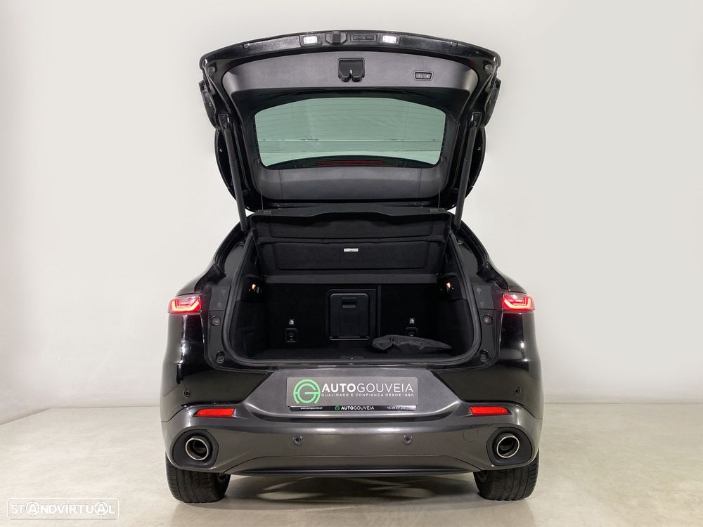 Alfa Romeo Tonale - 8