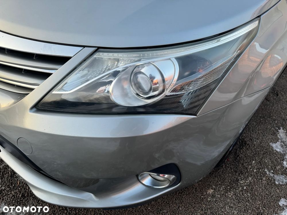 Toyota Avensis 1.6 Comfort - 29