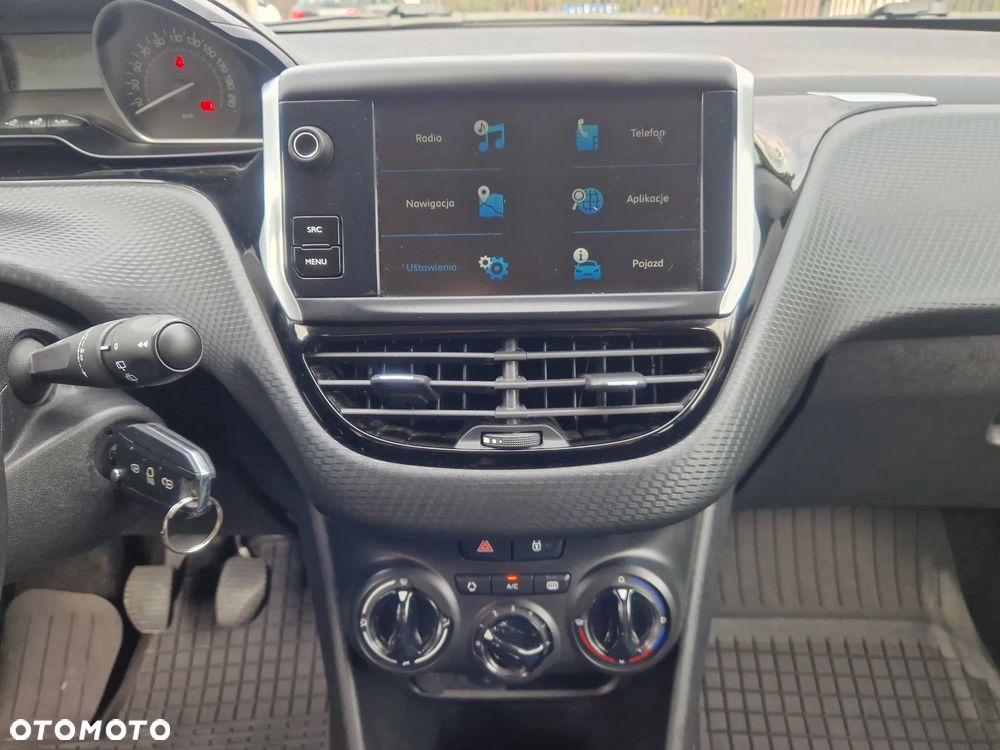 Peugeot 208 1.2 PureTech Active - 17