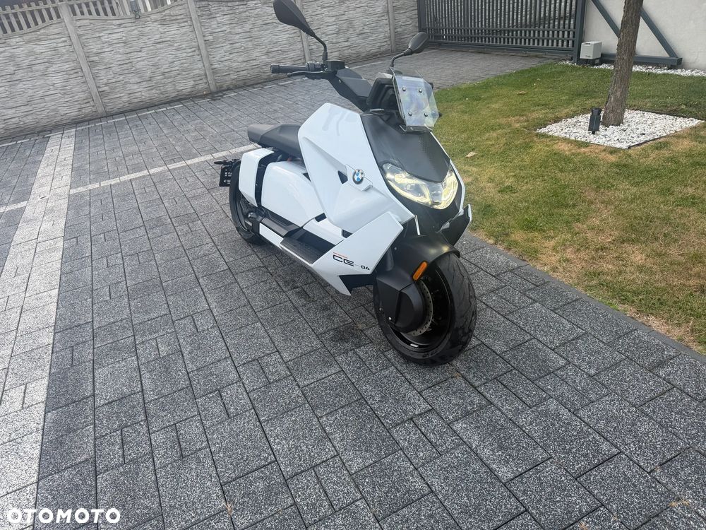BMW CE 04 - 1