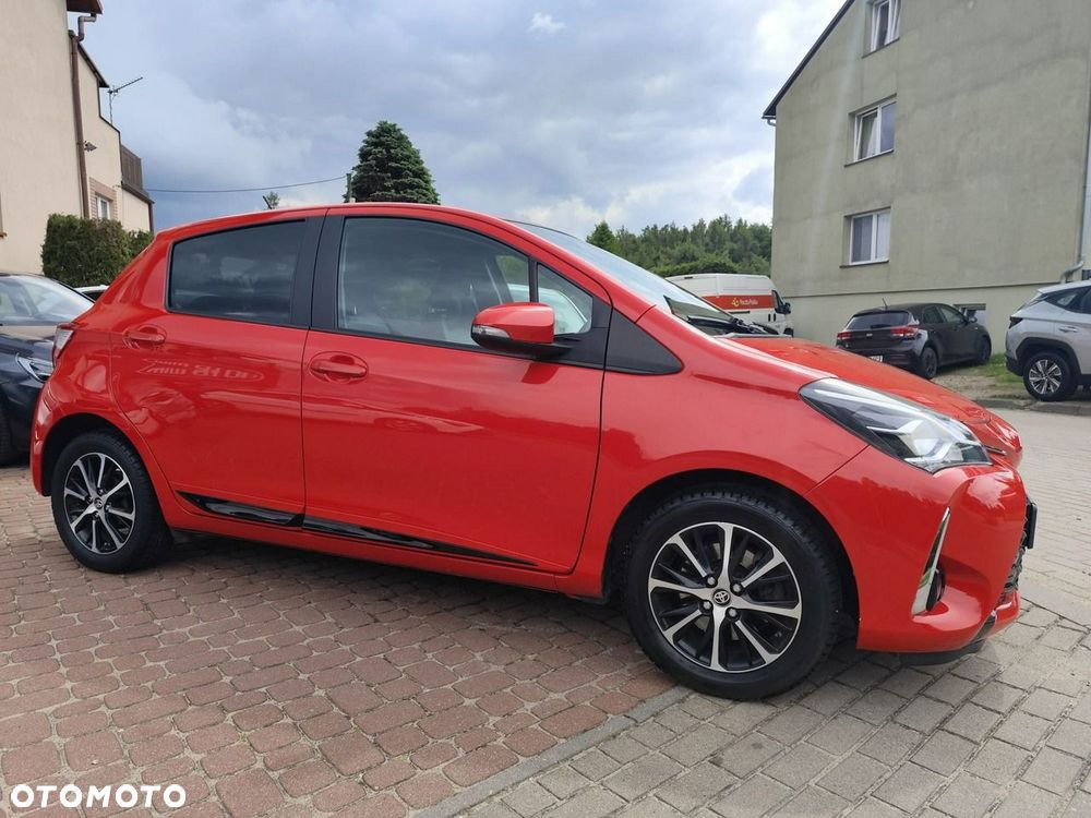 Toyota Yaris 1.5 Premium - 5