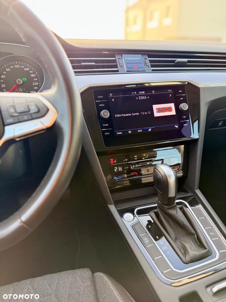Volkswagen Passat 2.0 TDI EVO Business DSG - 11