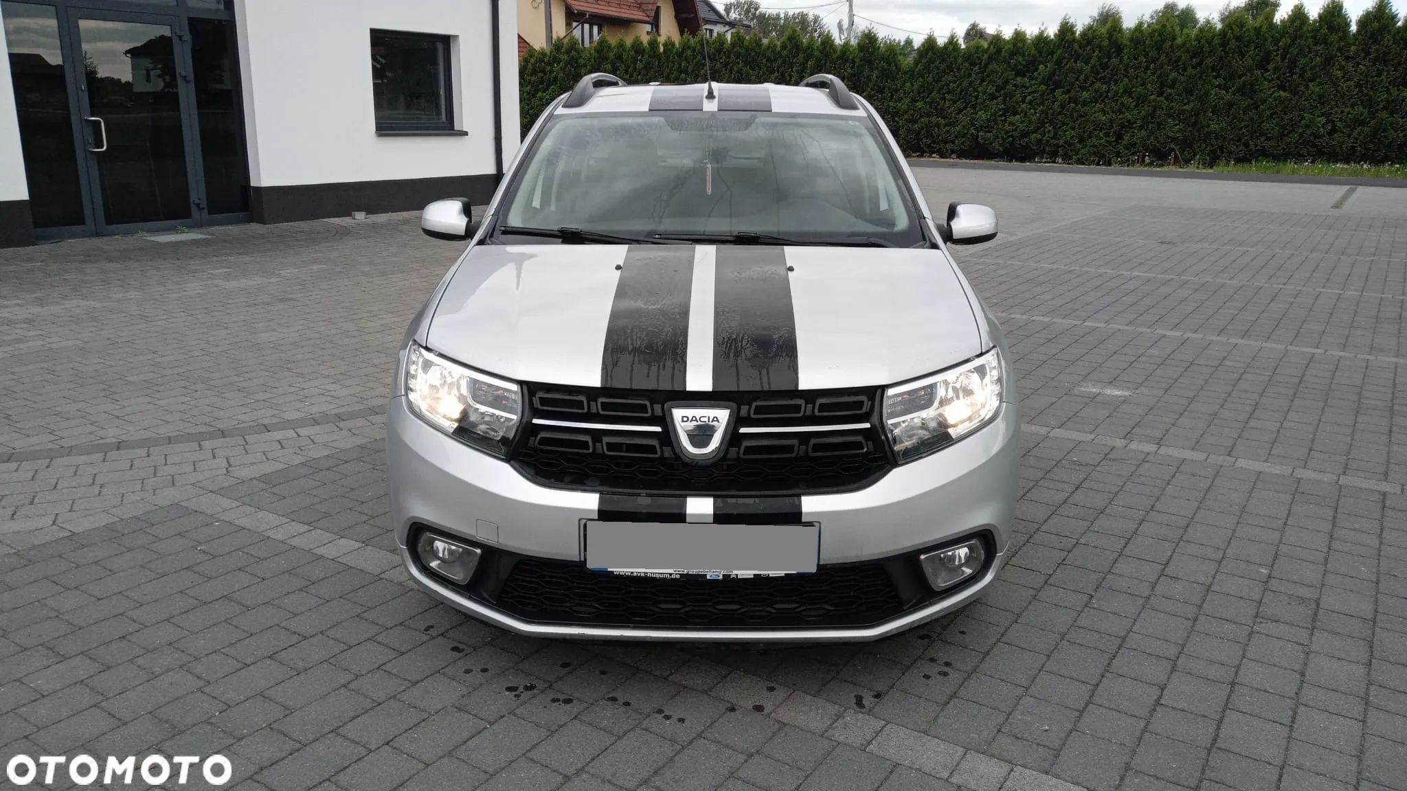Dacia Logan MCV 0.9 TCE Laureate - 1