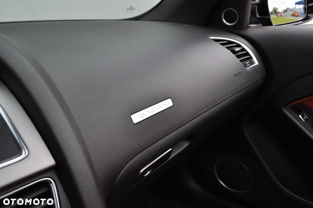 Audi A5 Cabrio 2.0 TFSI quattro S tronic - 23