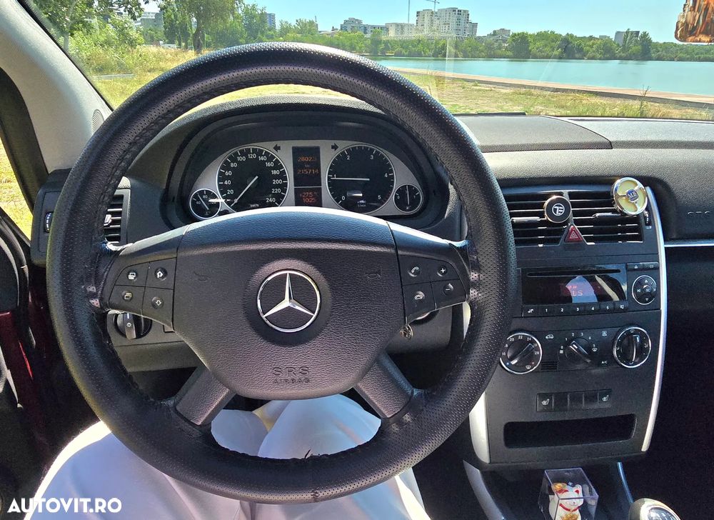 Mercedes-Benz B 200 CDI - 17