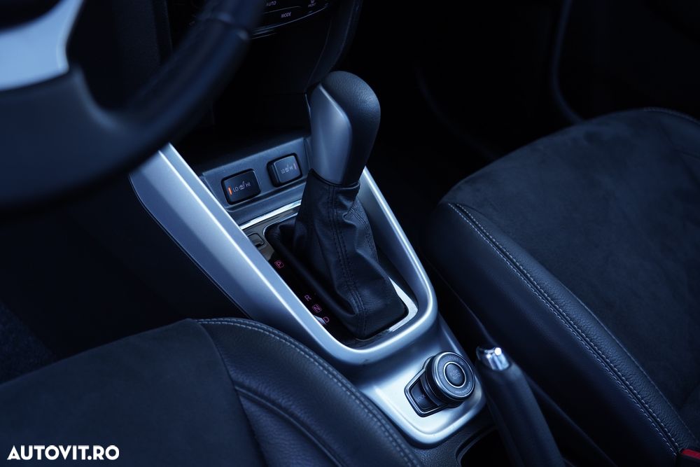 Suzuki Vitara 1.6 DDIS 4X4 Passion Aut. - 10