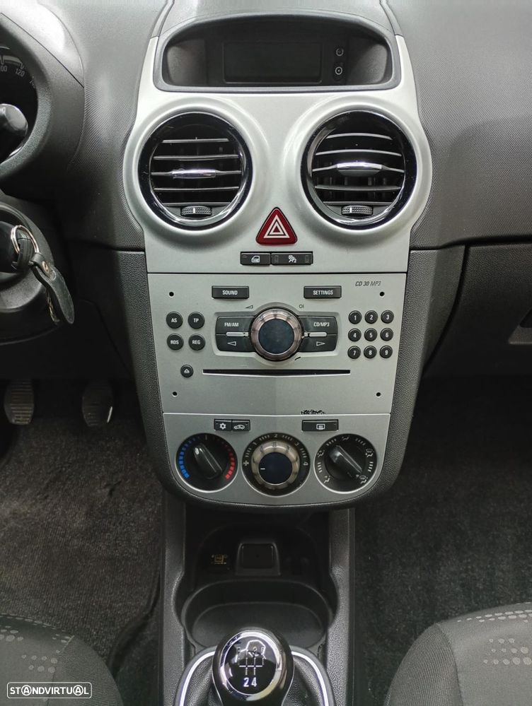 Opel Corsa 1.2 Enjoy FlexFuel - 13