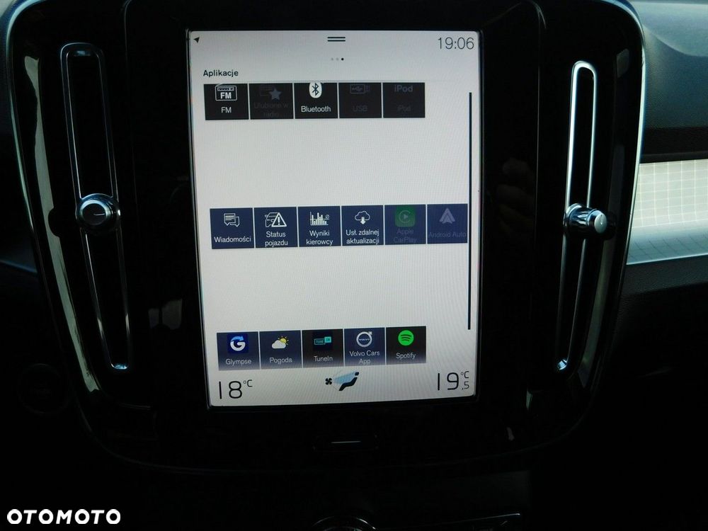 Volvo XC 40 T5 Plug-In Hybrid Momentum Pro - 22