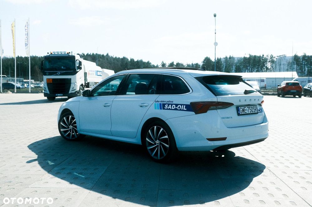 Skoda Octavia 2.0 TDI Style DSG - 4