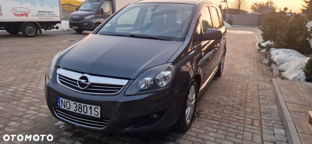 Opel Zafira 1.8 Sport - 2