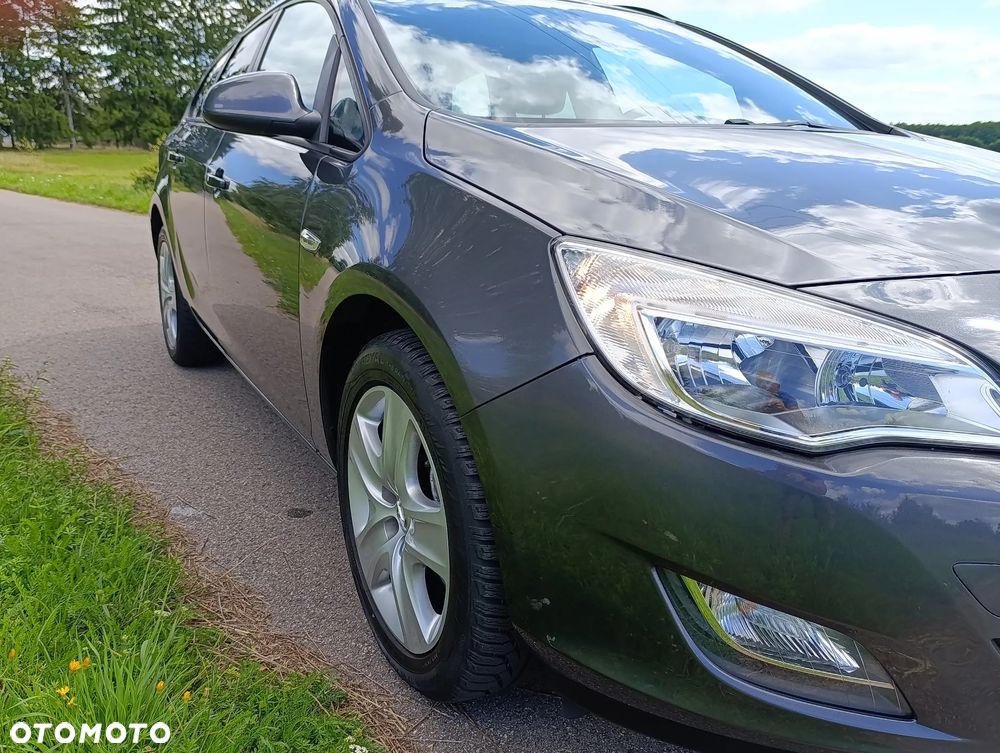 Opel Astra 2.0 CDTI DPF Sport - 9