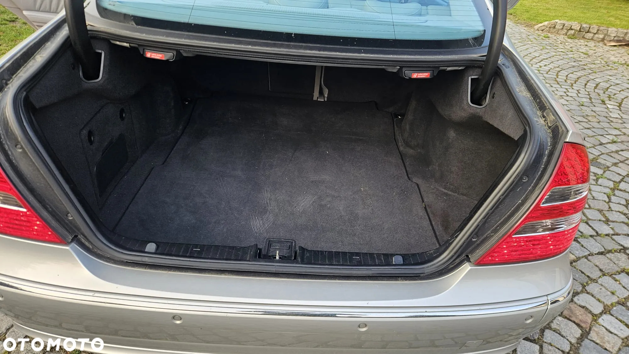 Mercedes-Benz Klasa E 320 CDI T Avantgarde - 11