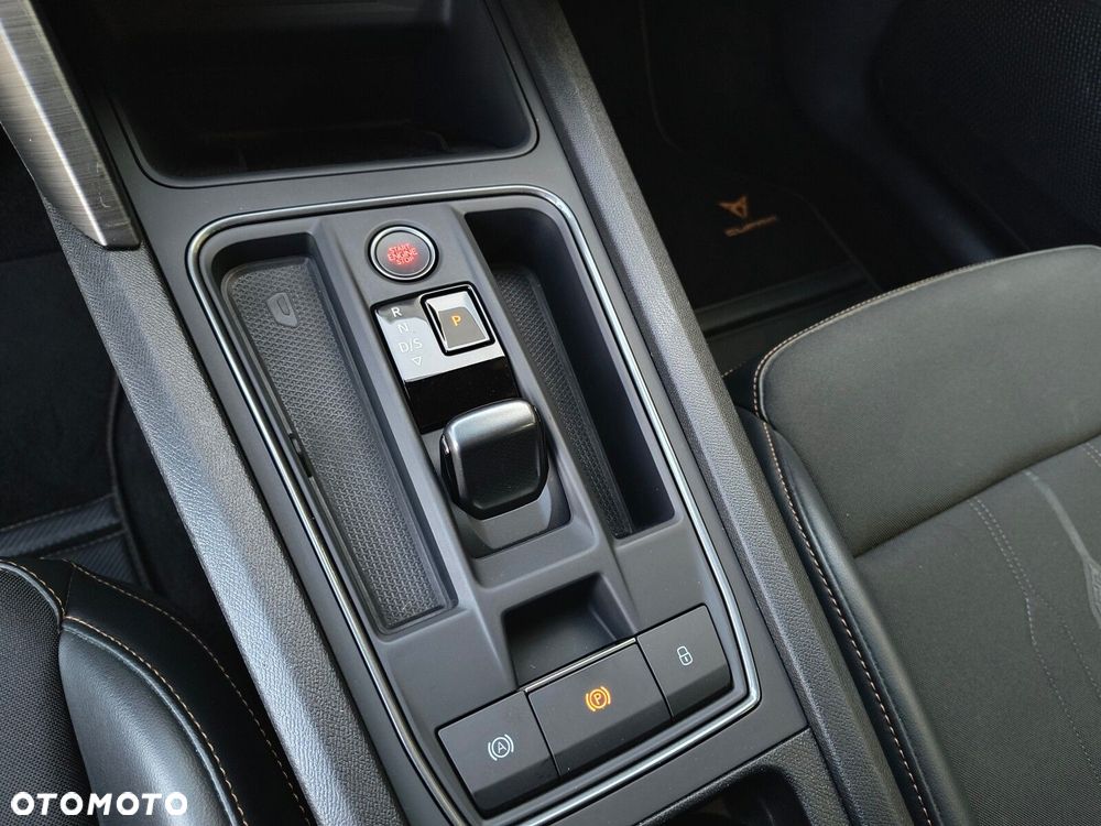 Cupra Formentor 1.4 e-Hybrid DSG - 24