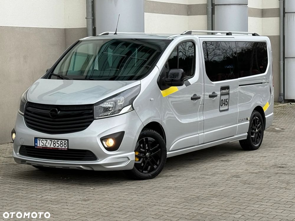 Opel Vivaro - 1